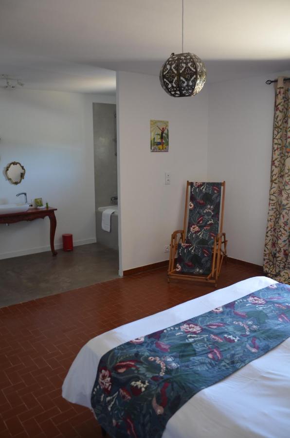 Mas De La Gramillere Hotel Barbentane Екстериор снимка