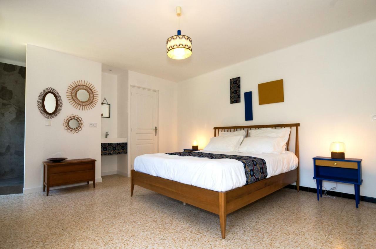 Mas De La Gramillere Hotel Barbentane Екстериор снимка